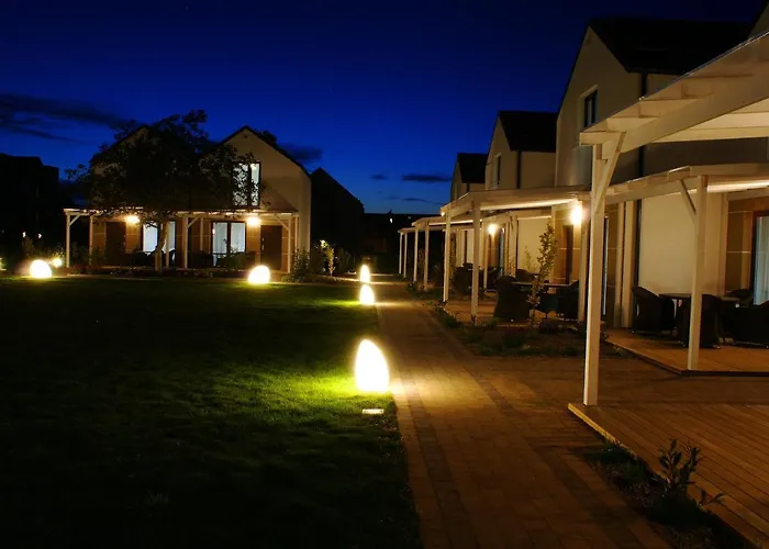 Luan Village